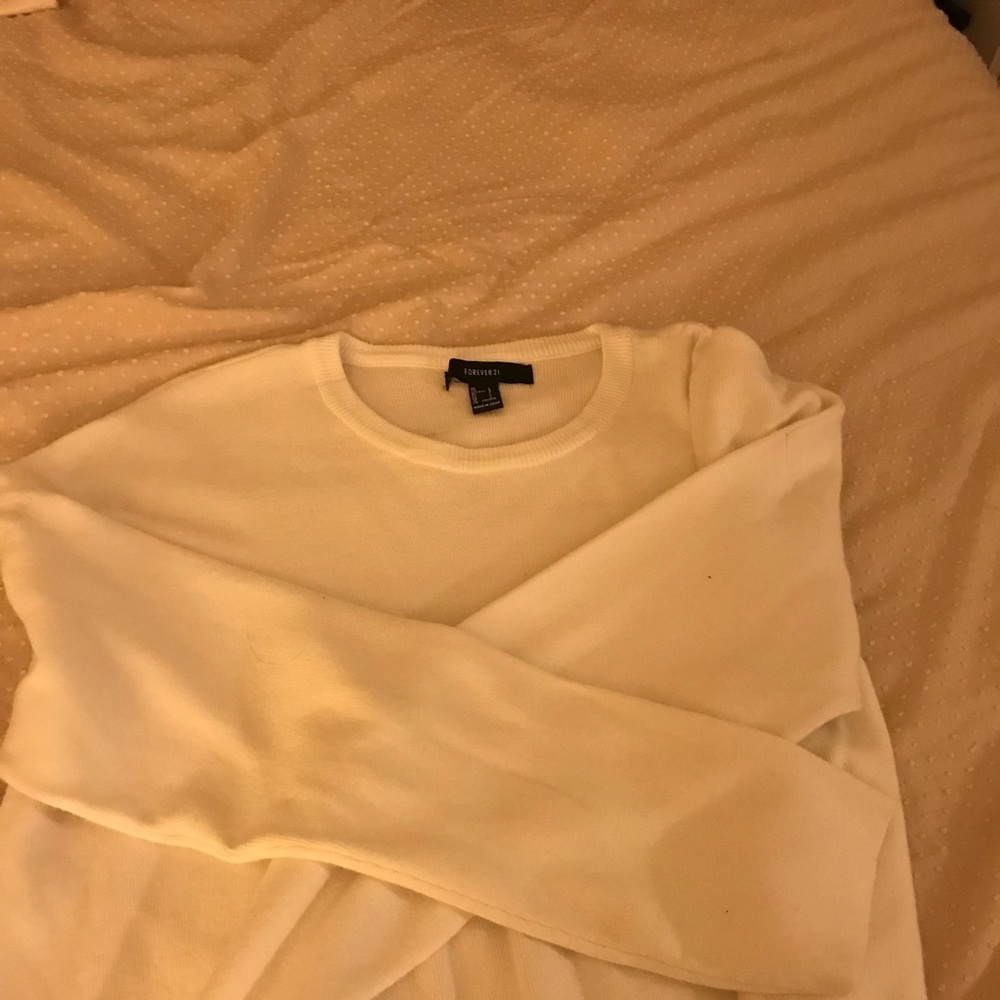 White cropped sweater - drop shoulder